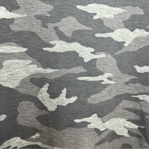 Athleta Women's Balance Pullover Sweatshirt Top Camo Lux Gray Size XXS XS Soft - Picture 2 of 8